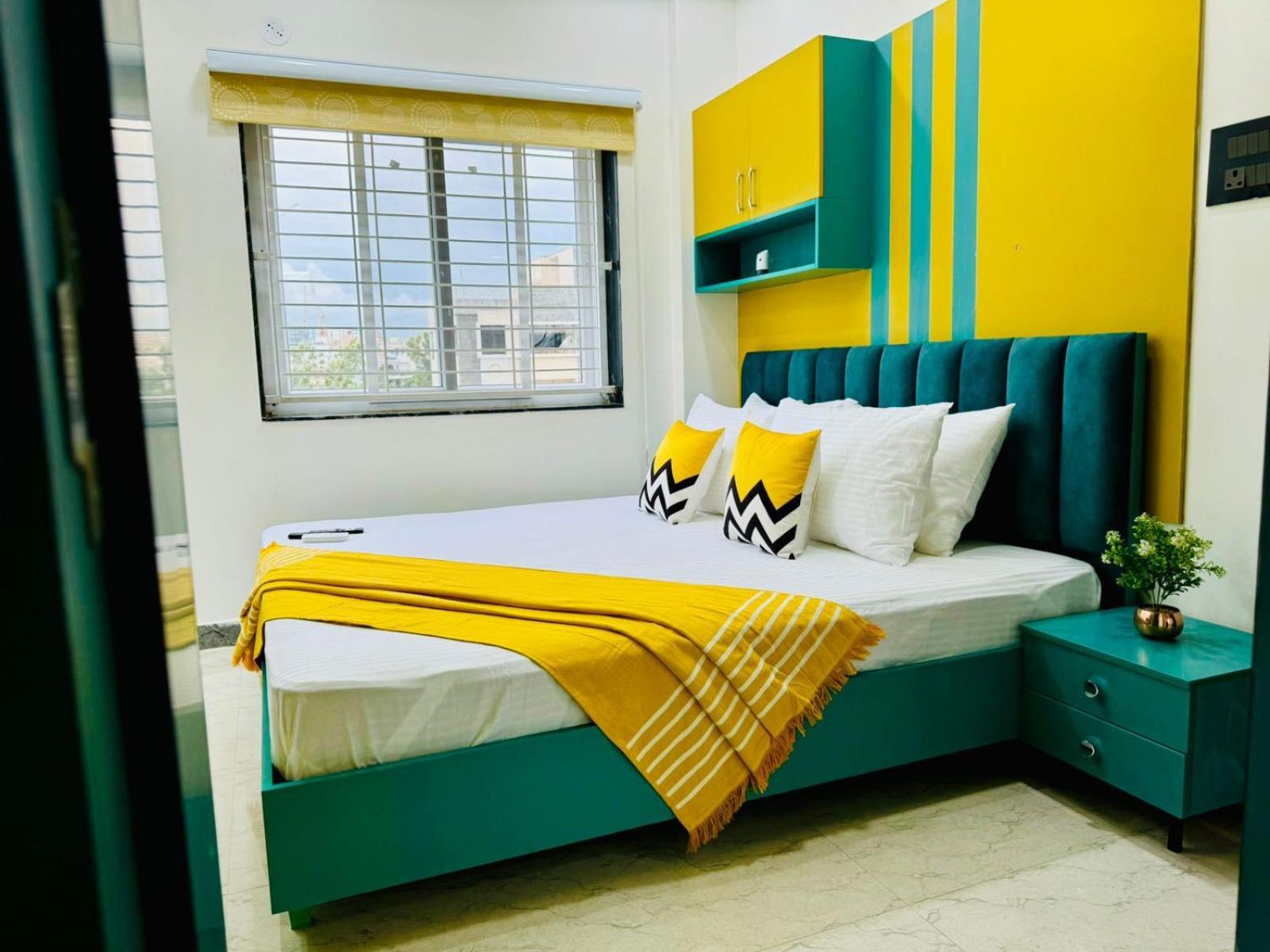 Olive Service Apartments Gachibowli ハイデラバード エクステリア 写真